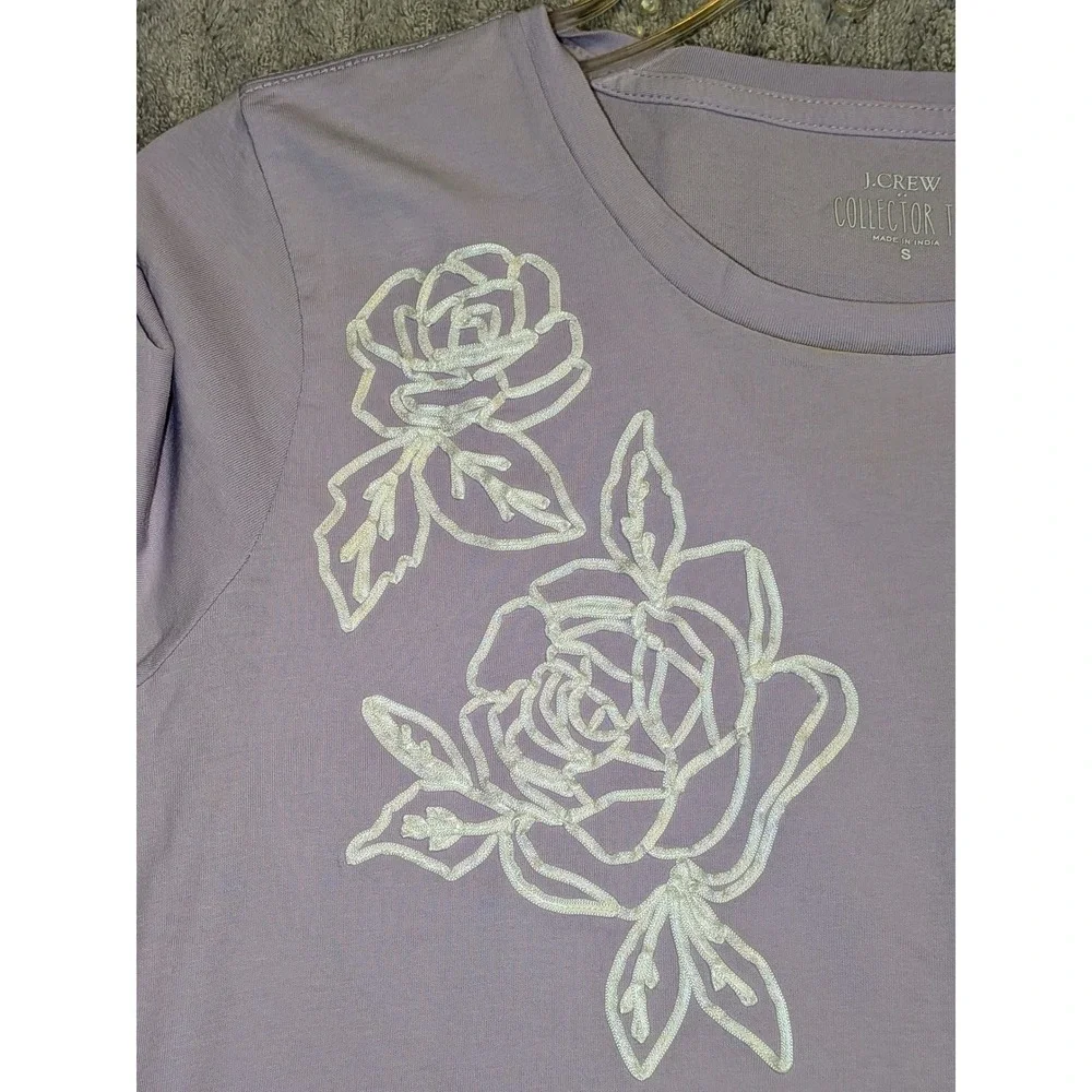 J. Crew Collector Tee‎ Lavender Purple Floral Rose Print Crew Neck Small NWT $50